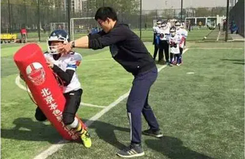 职业篮球运动员的试训经验分享_2